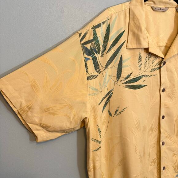 Tommy Bahama Button Up Shirt Men XL Light Yellow Silk Bamboo Leaf Print Hawaiian - Picture 3 of 6